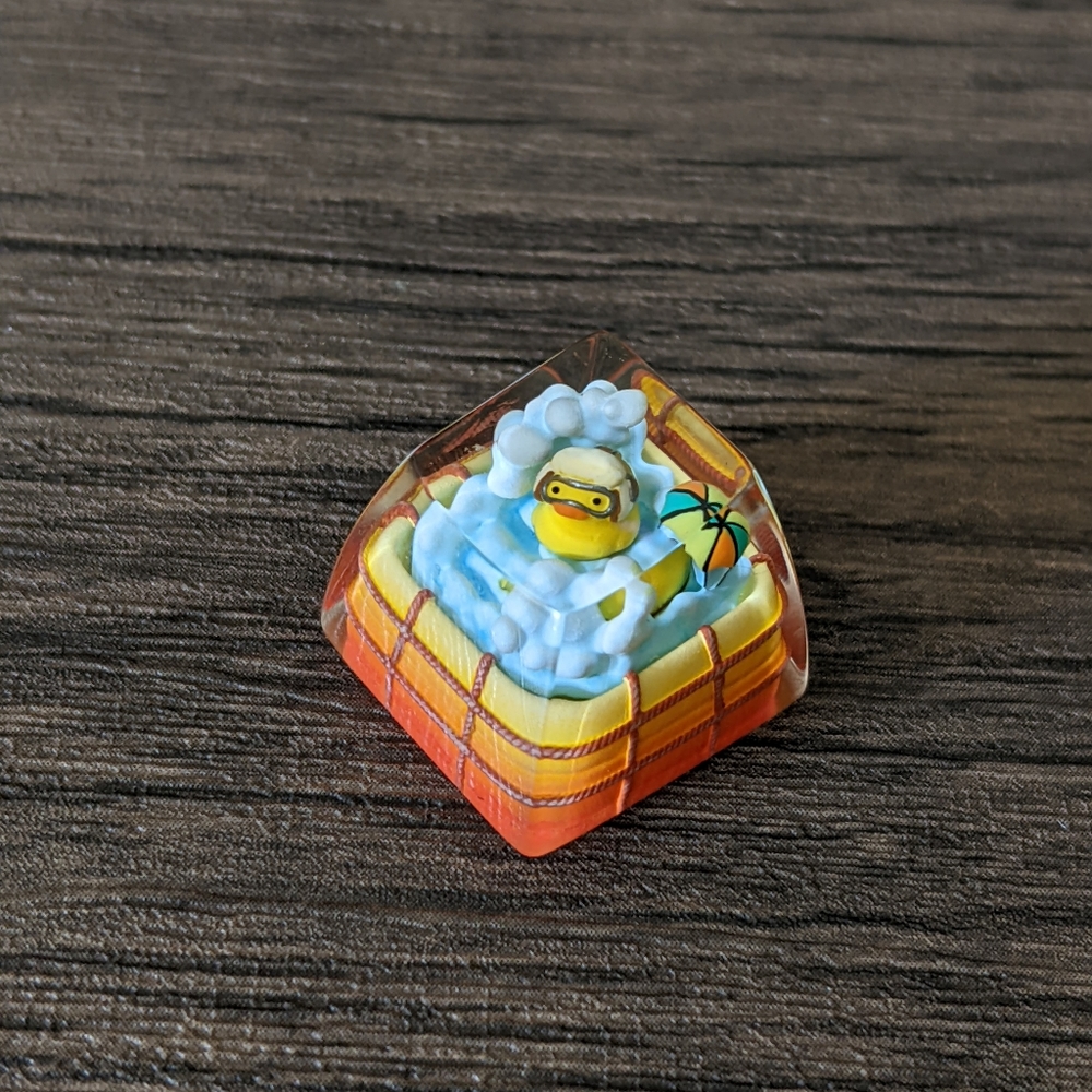THE (QU)ACKTOR (SAR1) - cloudie duck keycap